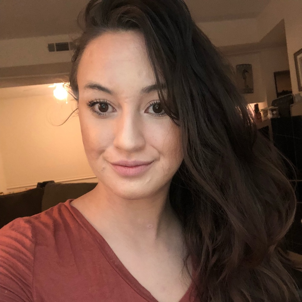 Meet your Posher, Hannah